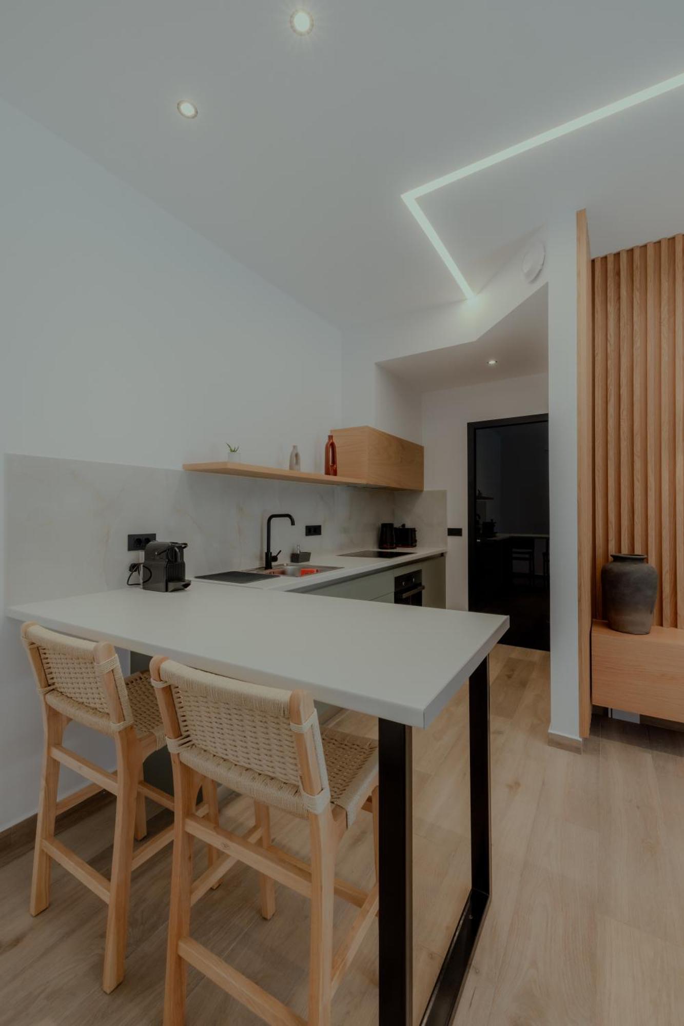 Niama Luxury Apartments นาฟปลิโอ ภายนอก รูปภาพ